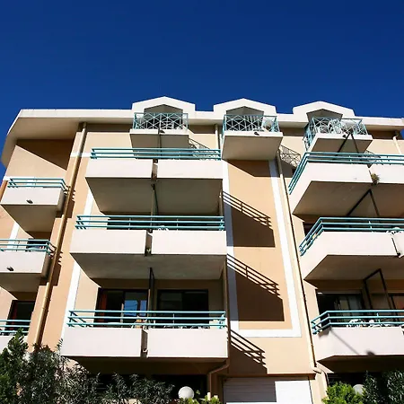 Residhotel Les Coralynes Aparthotel 3*